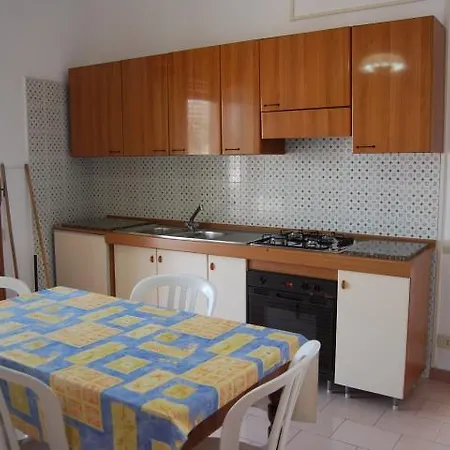 Baia Unci Apartment *