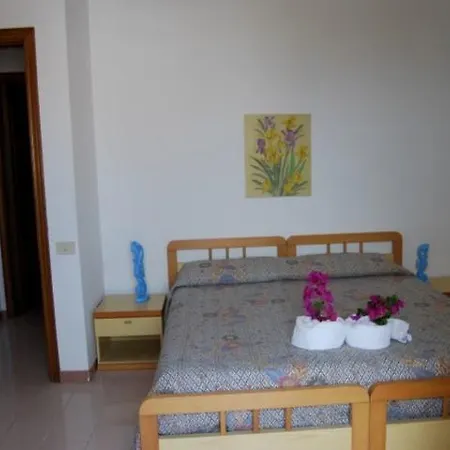 Baia Unci Apartment *
