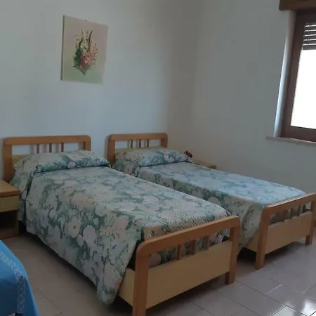 Baia Unci Apartment *