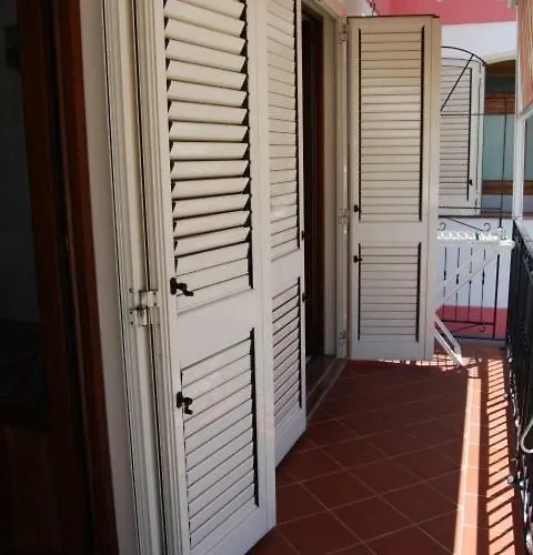 Baia Unci Apartman Canneto