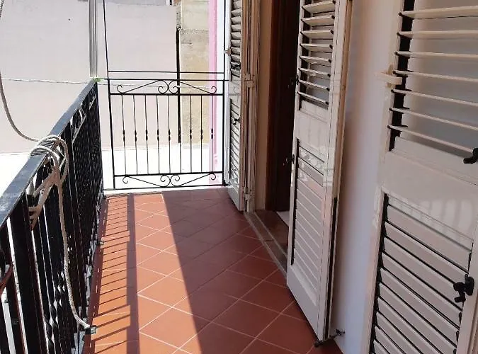 Baia Unci Canneto